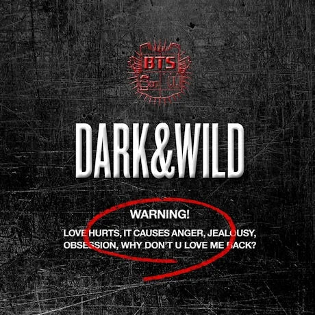 BTS - DARK & WILD PHOTOBOOK Ver. (Random)